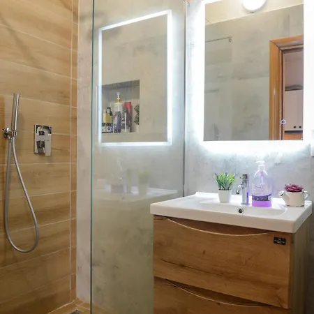 Cozy In The Center Tirana